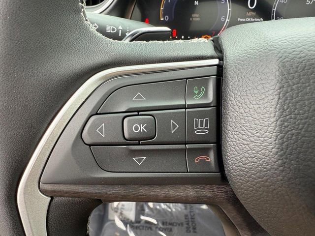 New 2025 Jeep Grand Cherokee L Limited w/ Black Appearance Package image 22