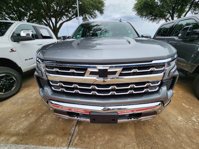 Used 2025 Chevrolet Silverado 1500 LTZ w/ LTZ Premium Texas Edition RWD image 2