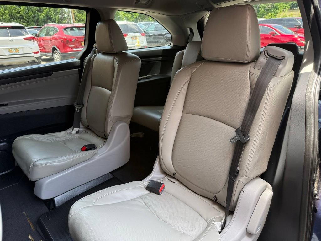 Used 2019 Honda Odyssey LX image 15