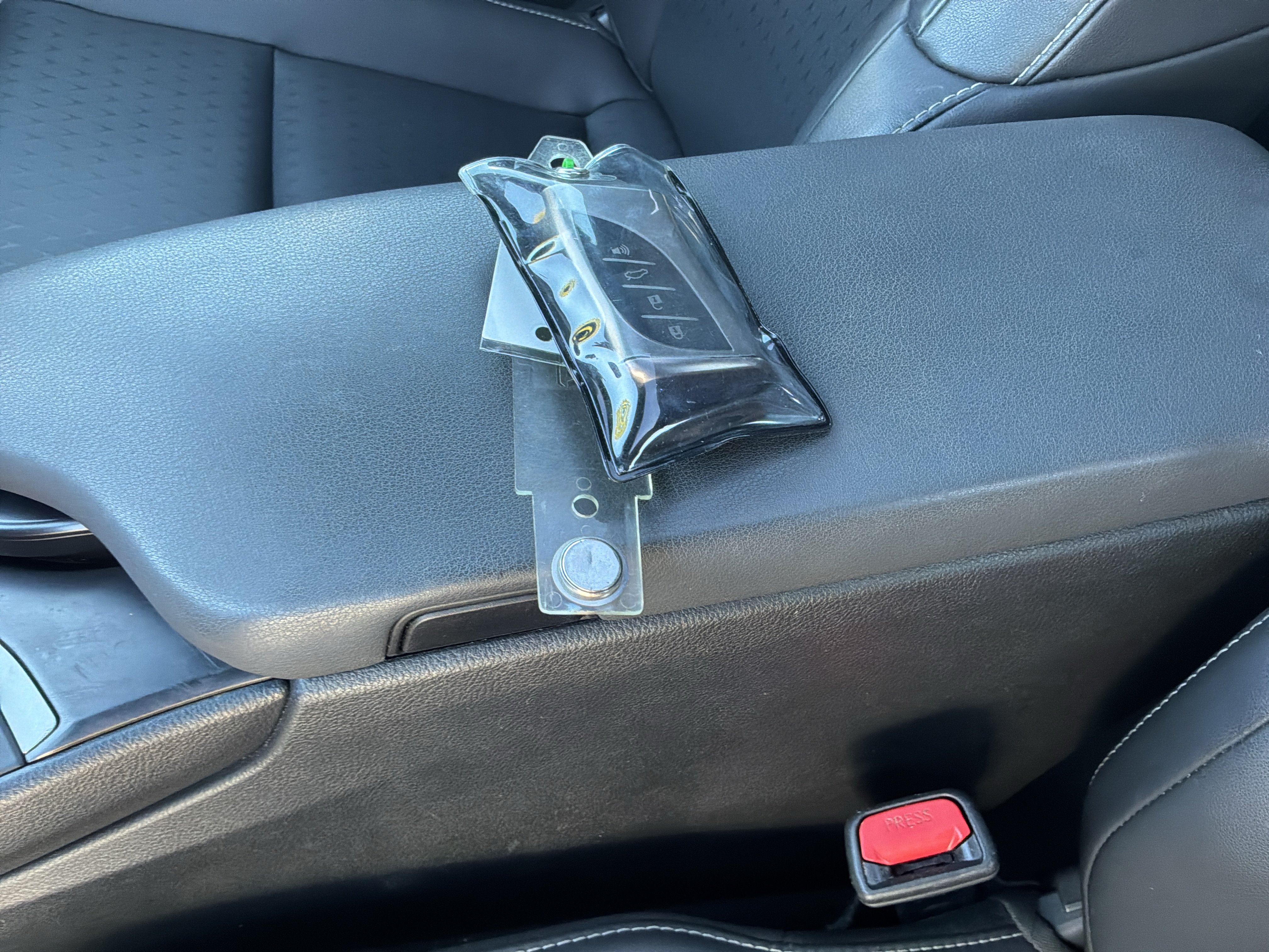 Used 2019 Lexus UX 200 w/ Accessory Package 2 FWD image 35