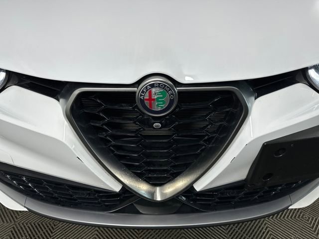 Used 2024 Alfa Romeo Tonale Ti w/ Active Assist Package image 9