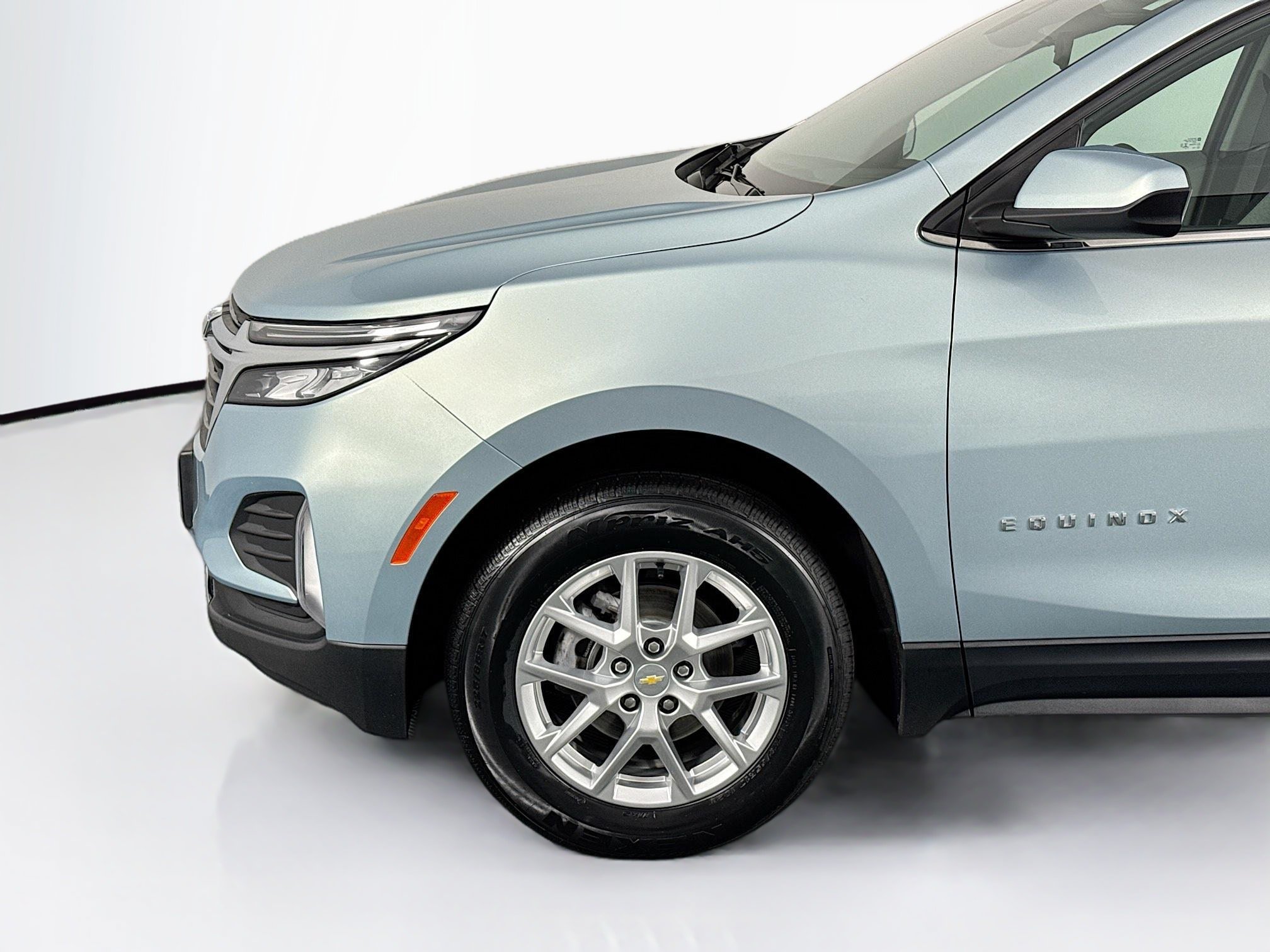 Used 2022 Chevrolet Equinox LT AWD/4WD image 46