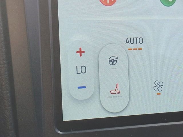 Used 2024 Ford Edge Titanium image 29