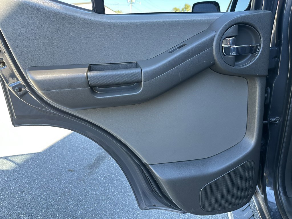 Used 2012 Nissan Xterra S w/ Value Package image 21