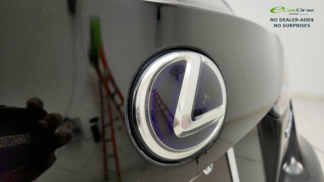 Used 2015 Lexus CT 200h w/ Navigation Package FWD image 34
