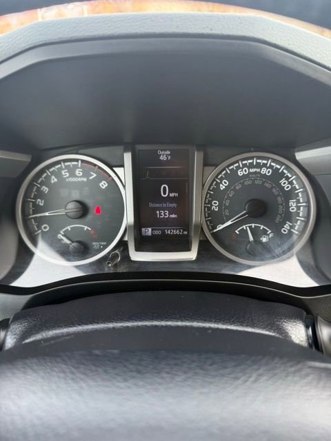 Used 2017 Toyota Tacoma SR5 image 23