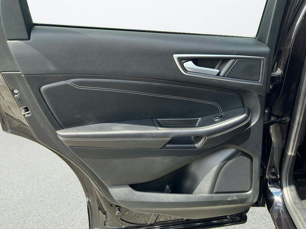 Used 2023 Ford Edge Titanium w/ Cargo Accessory Package AWD/4WD image 22