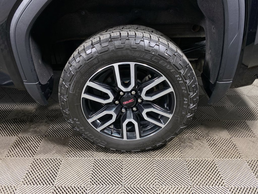 Used 2019 GMC Sierra 1500 AT4 w/ AT4 Premium Package AWD/4WD image 10