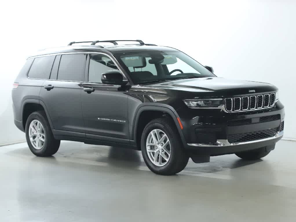 Used 2023 Jeep Grand Cherokee L Laredo AWD/4WD image 9