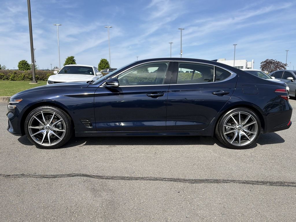 Used 2023 Genesis G70 2.0T AWD/4WD image 2