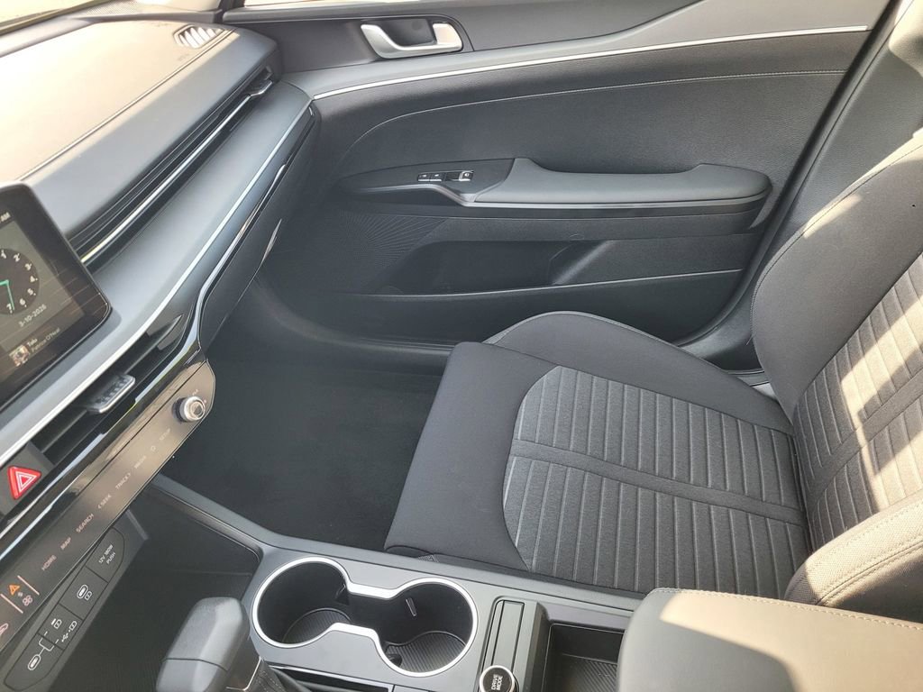 Used 2026 Kia K5 LXS image 11