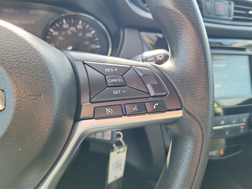 Used 2020 Nissan Rogue S image 24