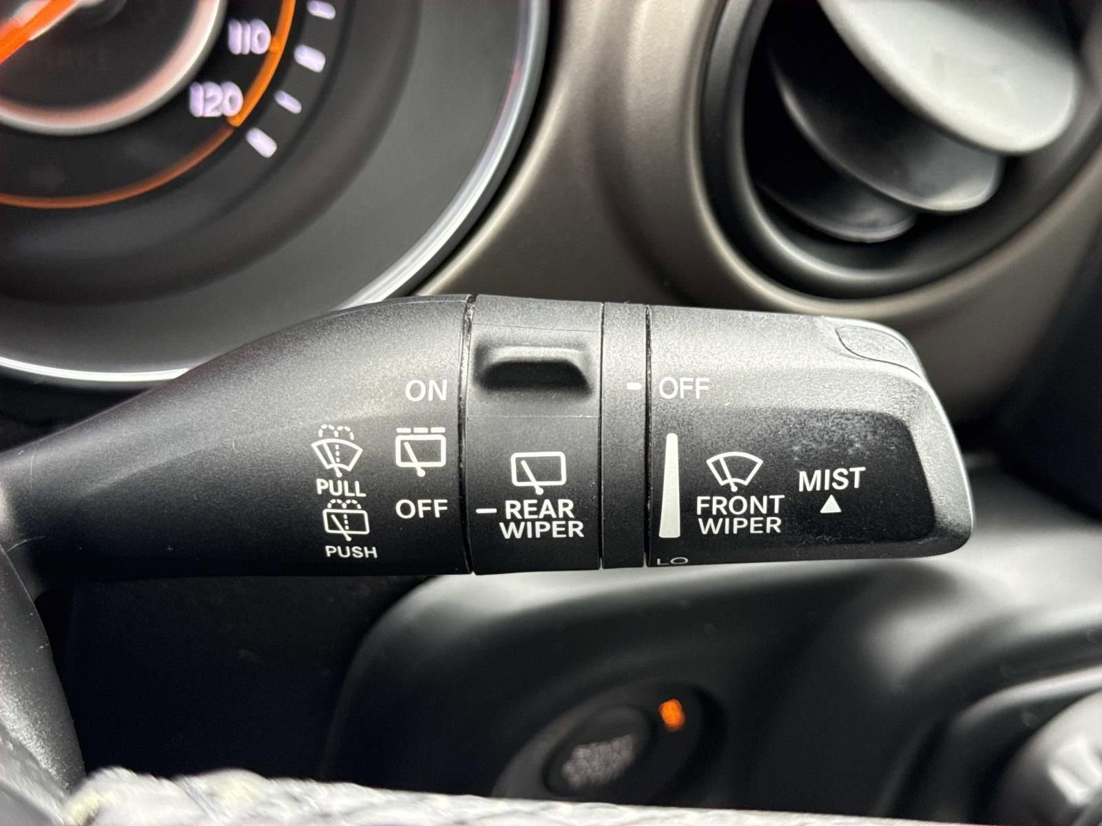 Used 2018 Jeep Wrangler Sport AWD/4WD image 15