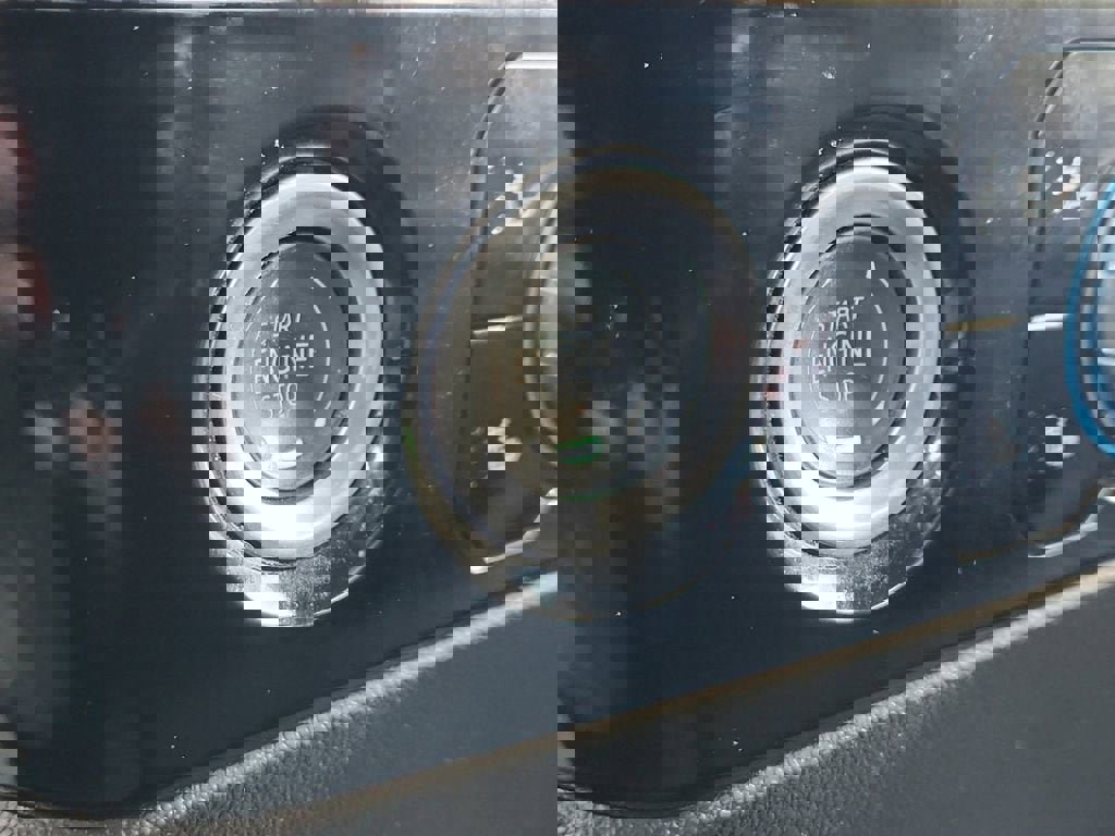 Used 2024 GMC Sierra 1500 Elevation w/ LPO, Elevation Black Package image 29