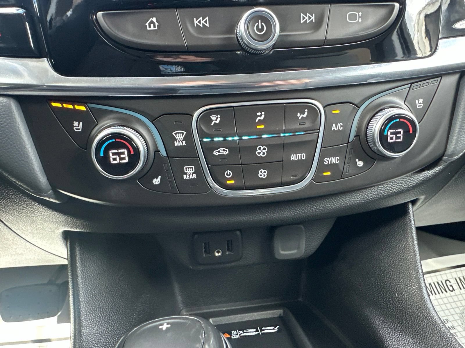 Used 2018 Chevrolet Traverse Premier AWD/4WD image 62
