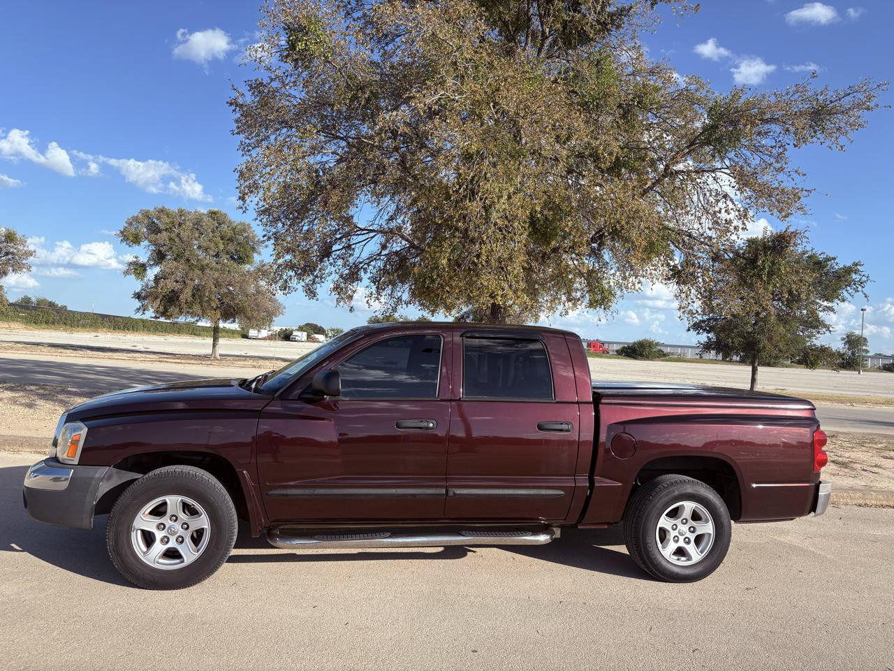 Used 2005 Dodge Dakota SLT w/ Trailer Tow Group RWD image 6