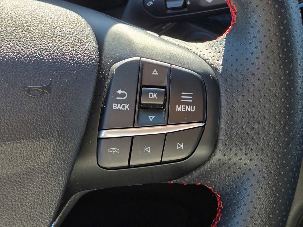 Used 2024 Ford Escape ST-Line image 18