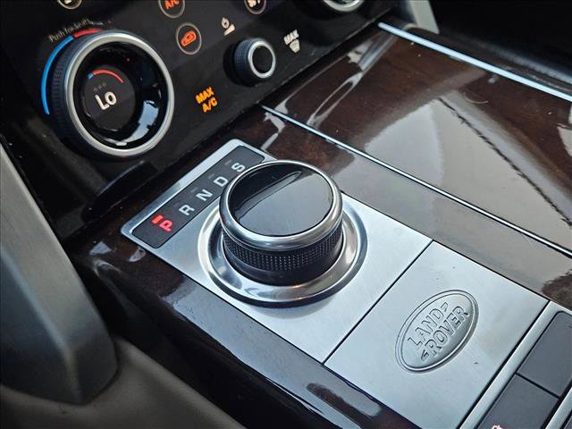 Used 2018 Land Rover Range Rover Supercharged image 12