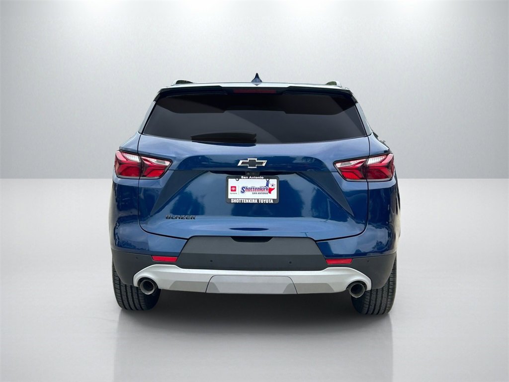 Used 2022 Chevrolet Blazer LT w/ Sound & Technology Package image 6