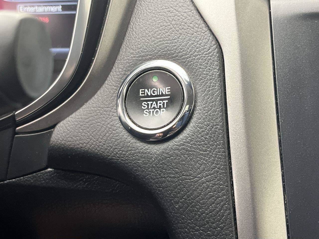Used 2020 Ford Fusion SE AWD/4WD image 21
