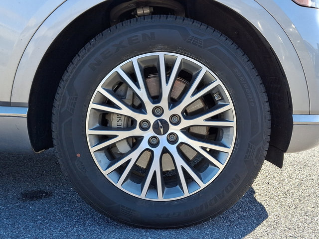 Used 2025 Genesis GV80 2.5T Standard image 8