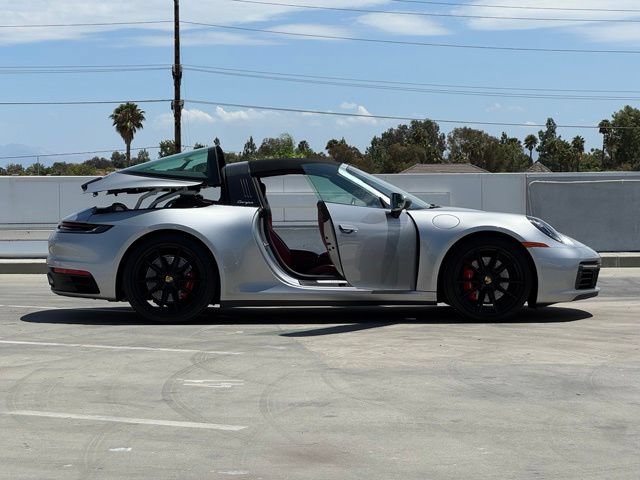 Used 2021 Porsche 911 Targa 4S AWD/4WD image 29