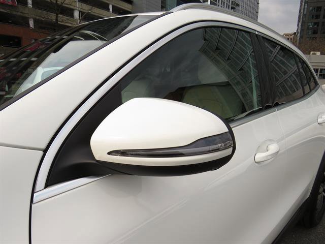 Used 2025 Mercedes-Benz GLA 250 4MATIC image 26