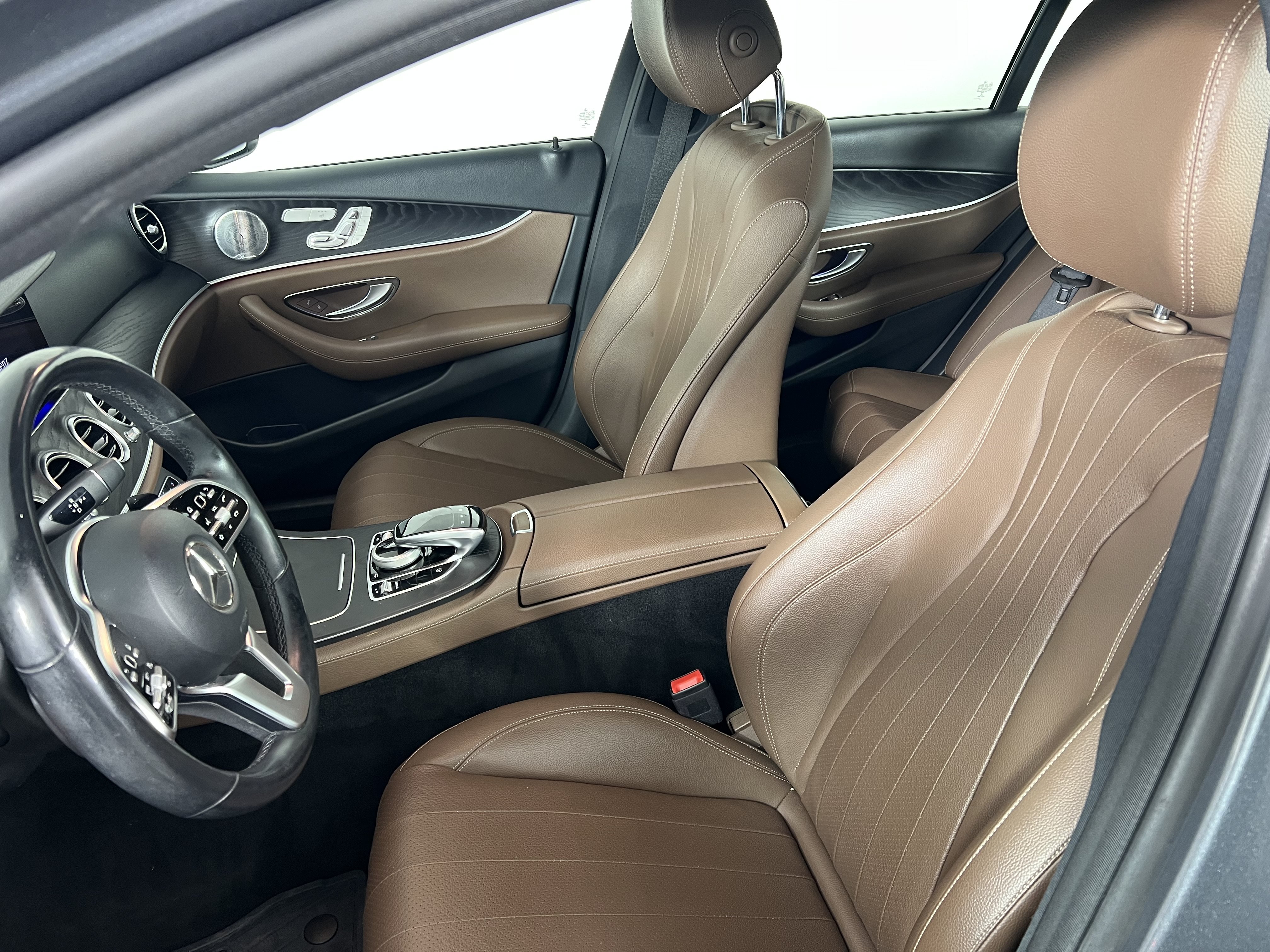 Certified 2020 Mercedes-Benz E 350 4MATIC Sedan image 16