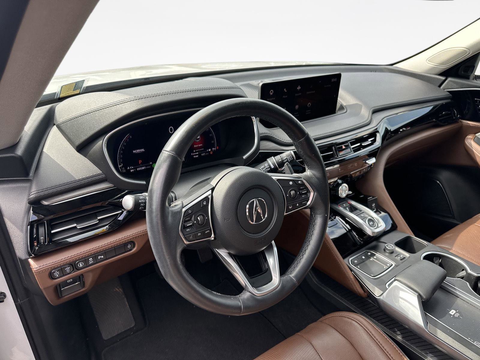 Used 2023 Acura MDX SH-AWD w/ Advance Package image 11