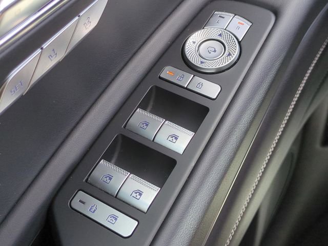 Used 2025 Genesis GV80 2.5T Prestige image 24