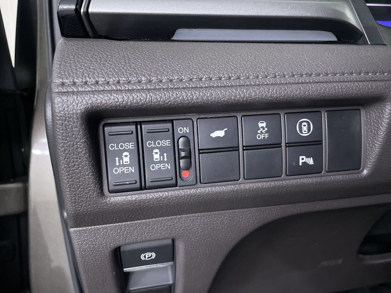Used 2023 Honda Odyssey Touring image 25
