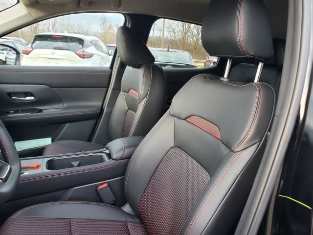 New 2026 Nissan Kicks SR w/ Cold Weather Package image 21