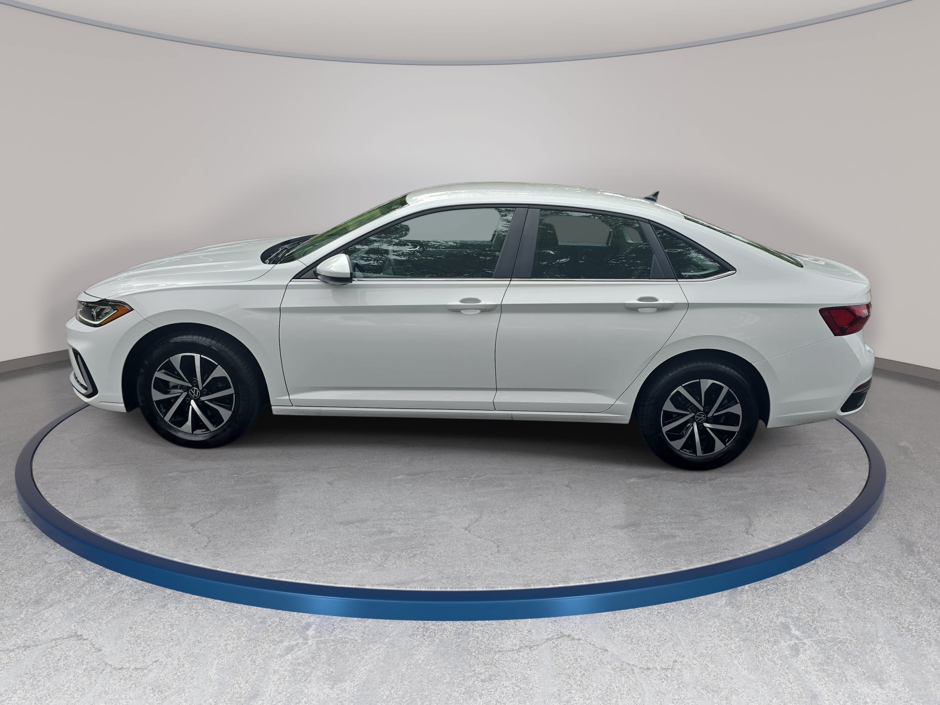 Used 2025 Volkswagen Jetta S FWD image 8