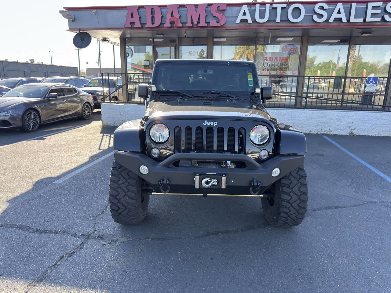 Used 2014 Jeep Wrangler Unlimited Sahara w/ Connectivity Group image 8