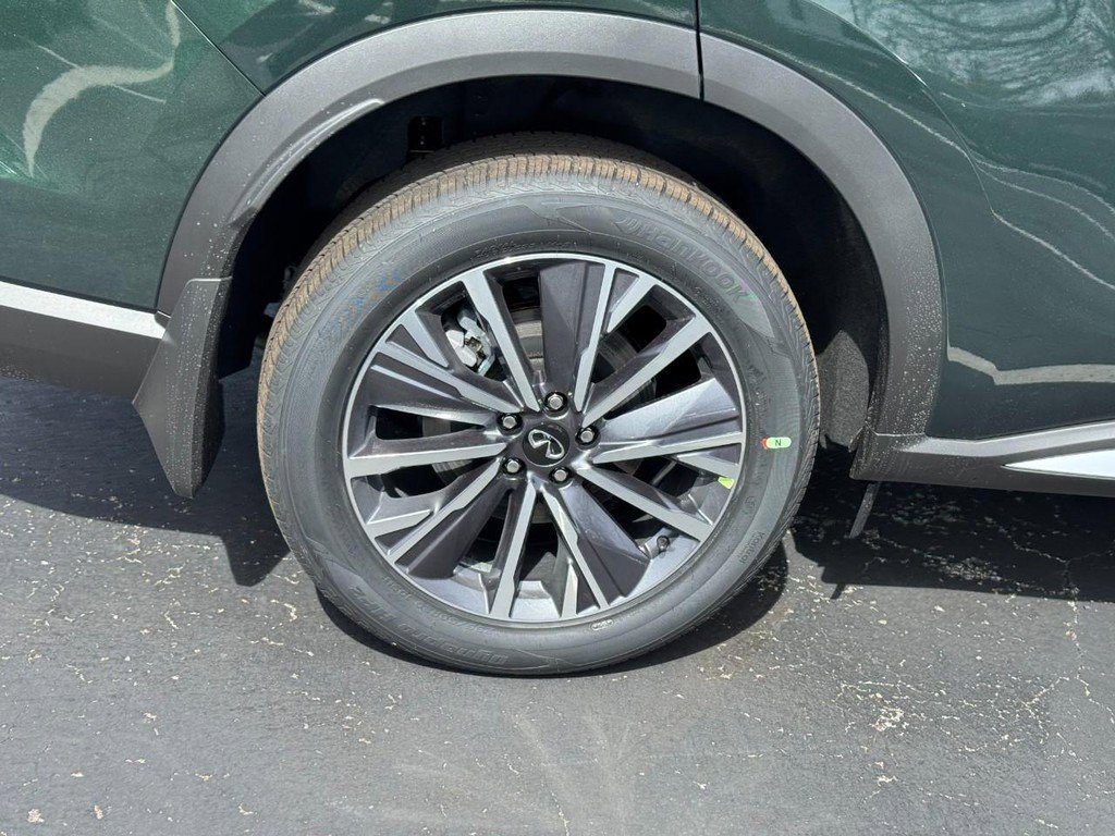 New 2026 INFINITI QX60 Luxe w/ Cargo Package image 4