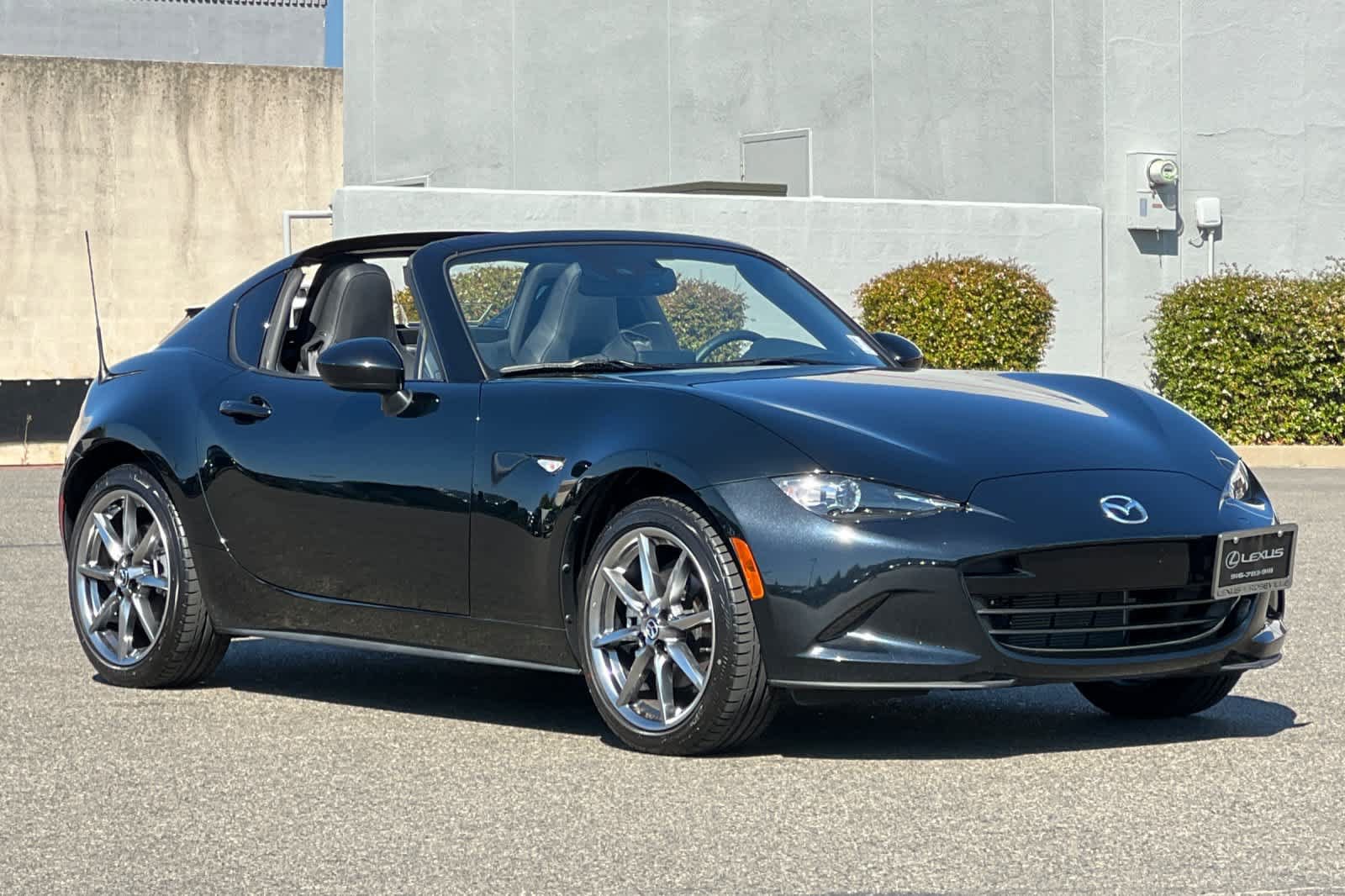 Used 2023 MAZDA MX-5 Miata Grand Touring RWD image 8