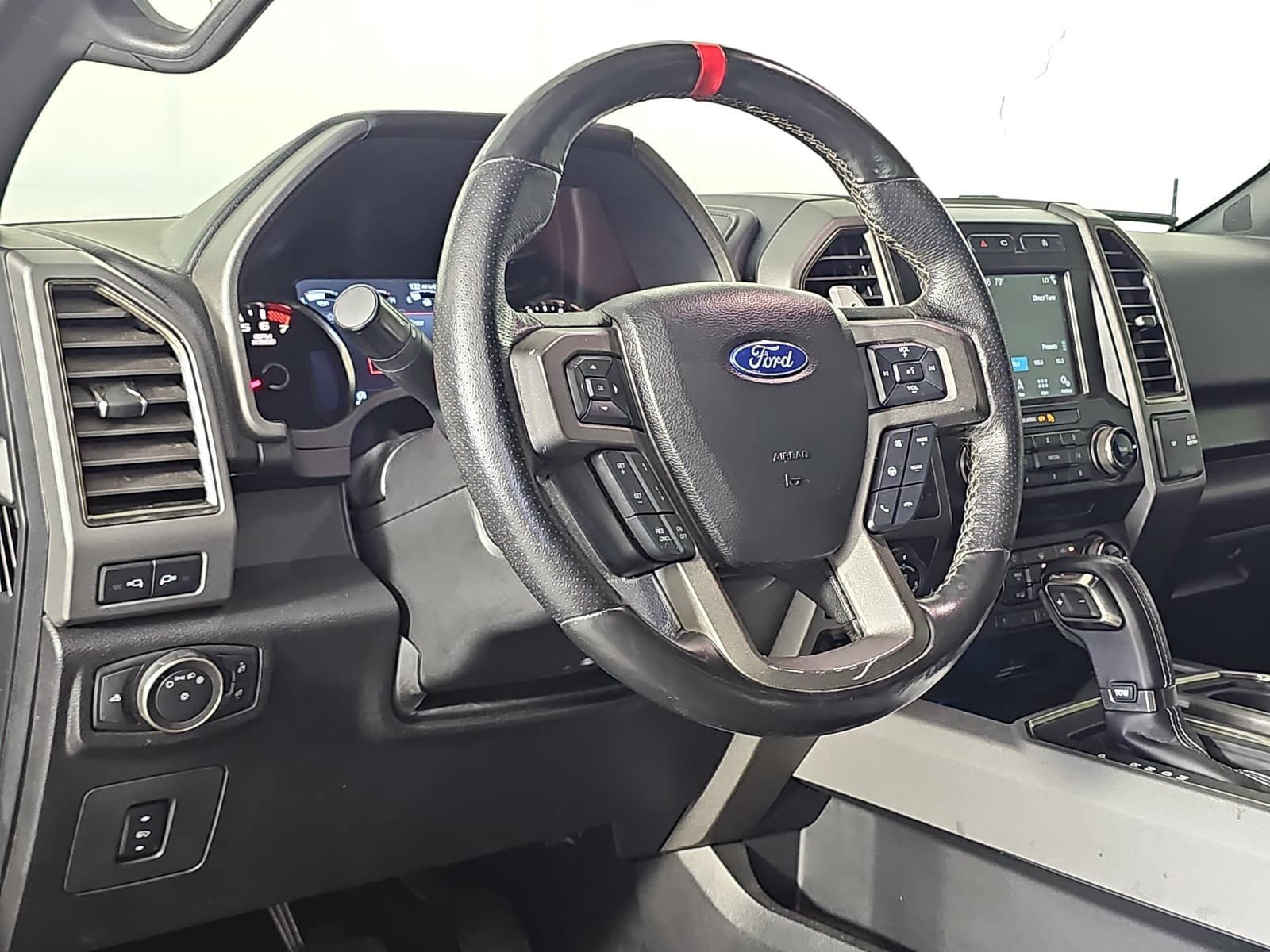 Used 2018 Ford F150 Raptor w/ Equipment Group 802A Luxury AWD/4WD image 14