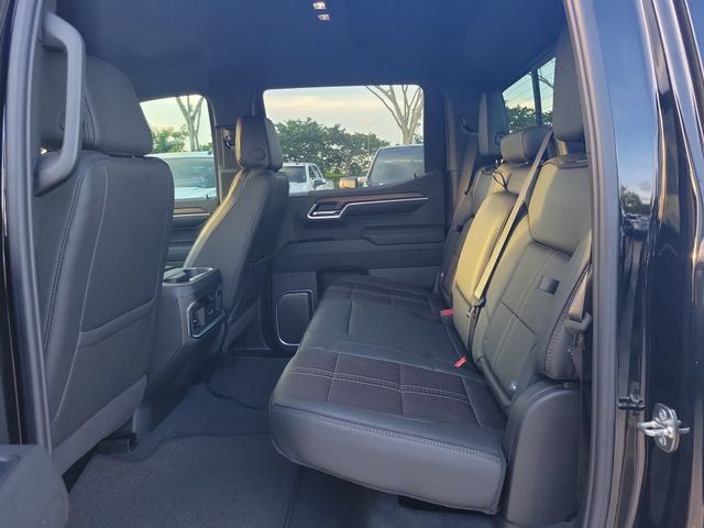 New 2026 Chevrolet Silverado 1500 High Country w/ Midnight Edition AWD/4WD image 6