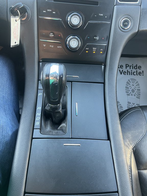 Used 2014 Ford Taurus SEL w/ Equipment Group 201A AWD/4WD image 22
