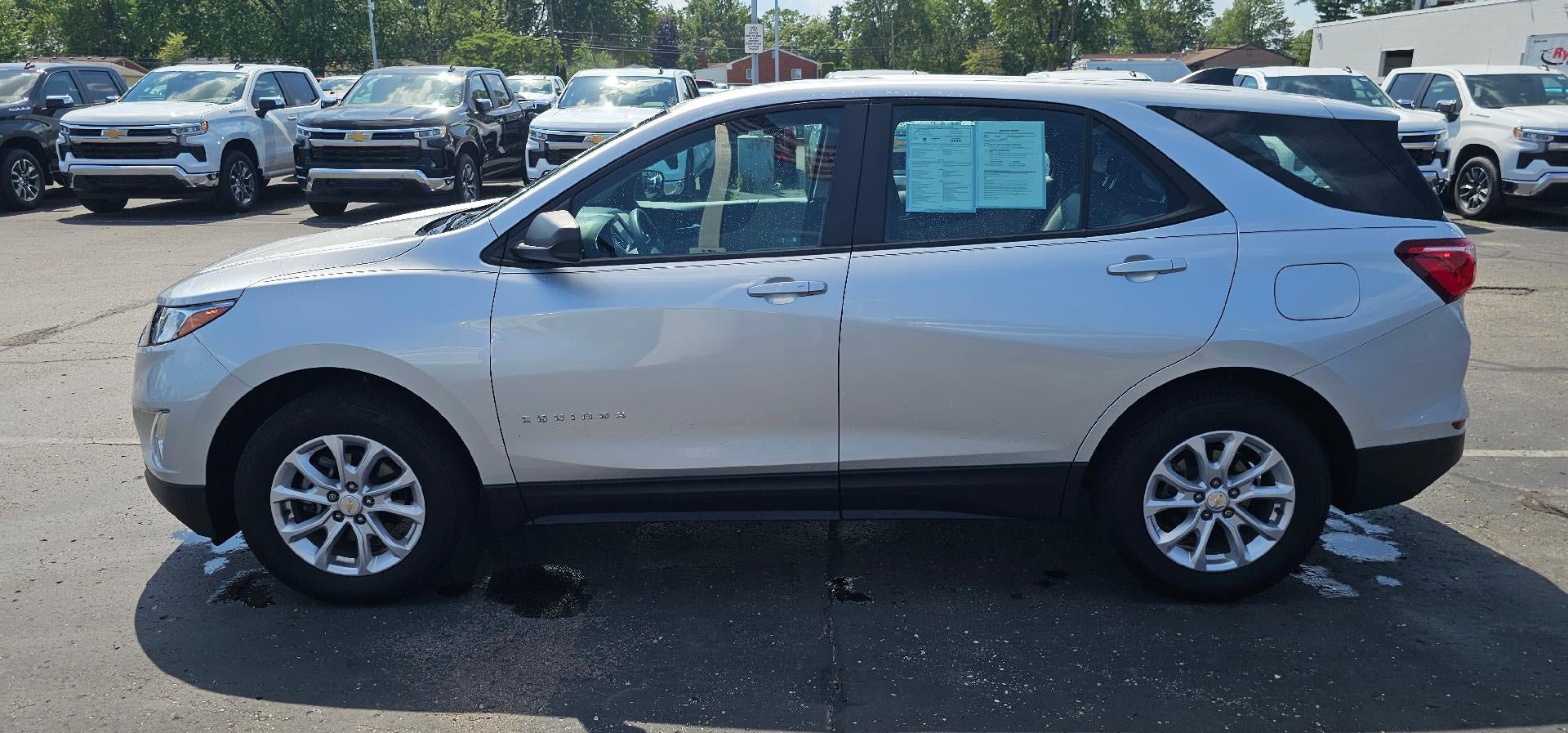 Used 2020 Chevrolet Equinox LS AWD/4WD image 4
