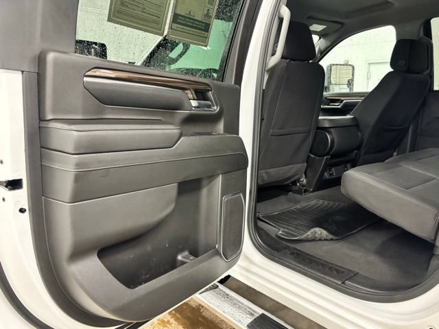 Used 2024 Chevrolet Silverado 2500 LT AWD/4WD image 18