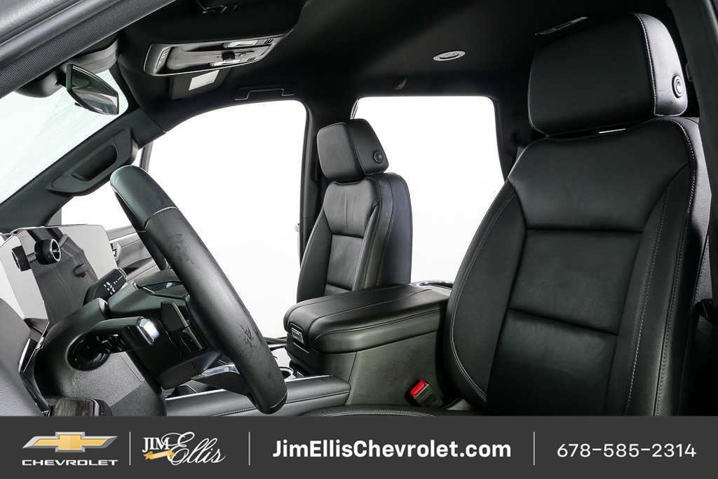 Certified 2025 Chevrolet Tahoe LT AWD/4WD image 6