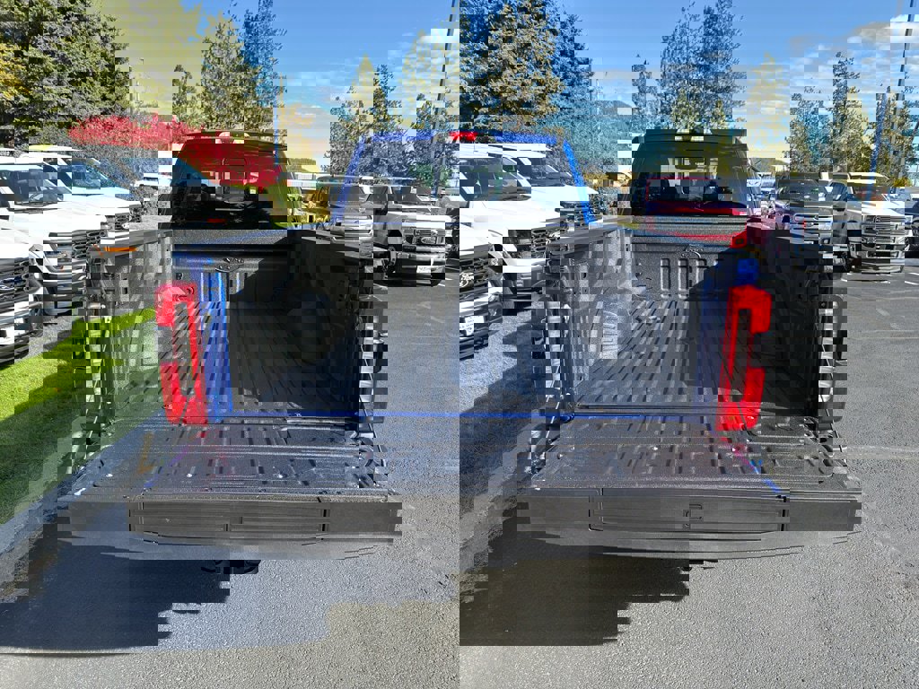 New 2026 Ford F350 Lariat w/ Black Appearance Package image 8