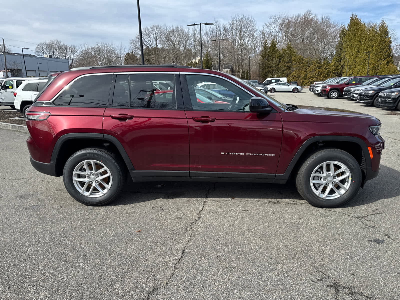 New 2025 Jeep Grand Cherokee Laredo X w/ Trailer Tow Package image 7