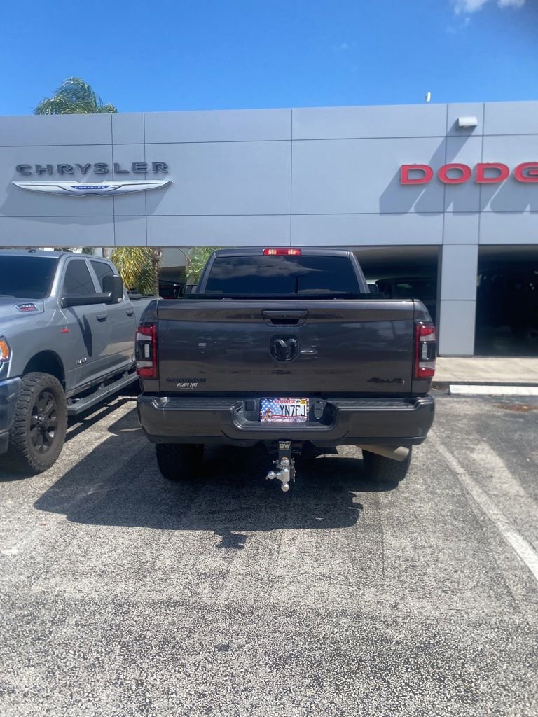 Used 2023 RAM 2500 Big Horn w/ Night Edition AWD/4WD image 4