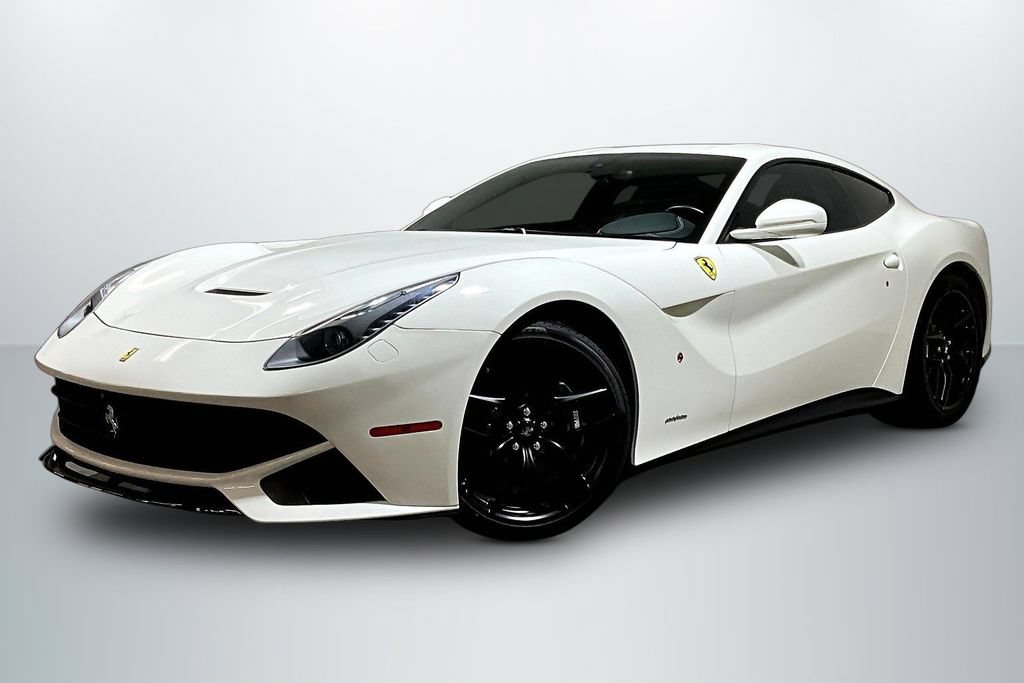 Used 2016 Ferrari F12 Berlinetta RWD image 3