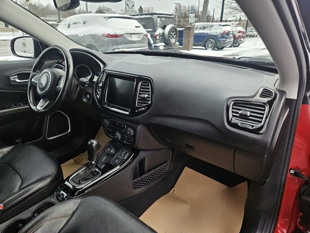 Used 2020 Jeep Compass Limited image 10