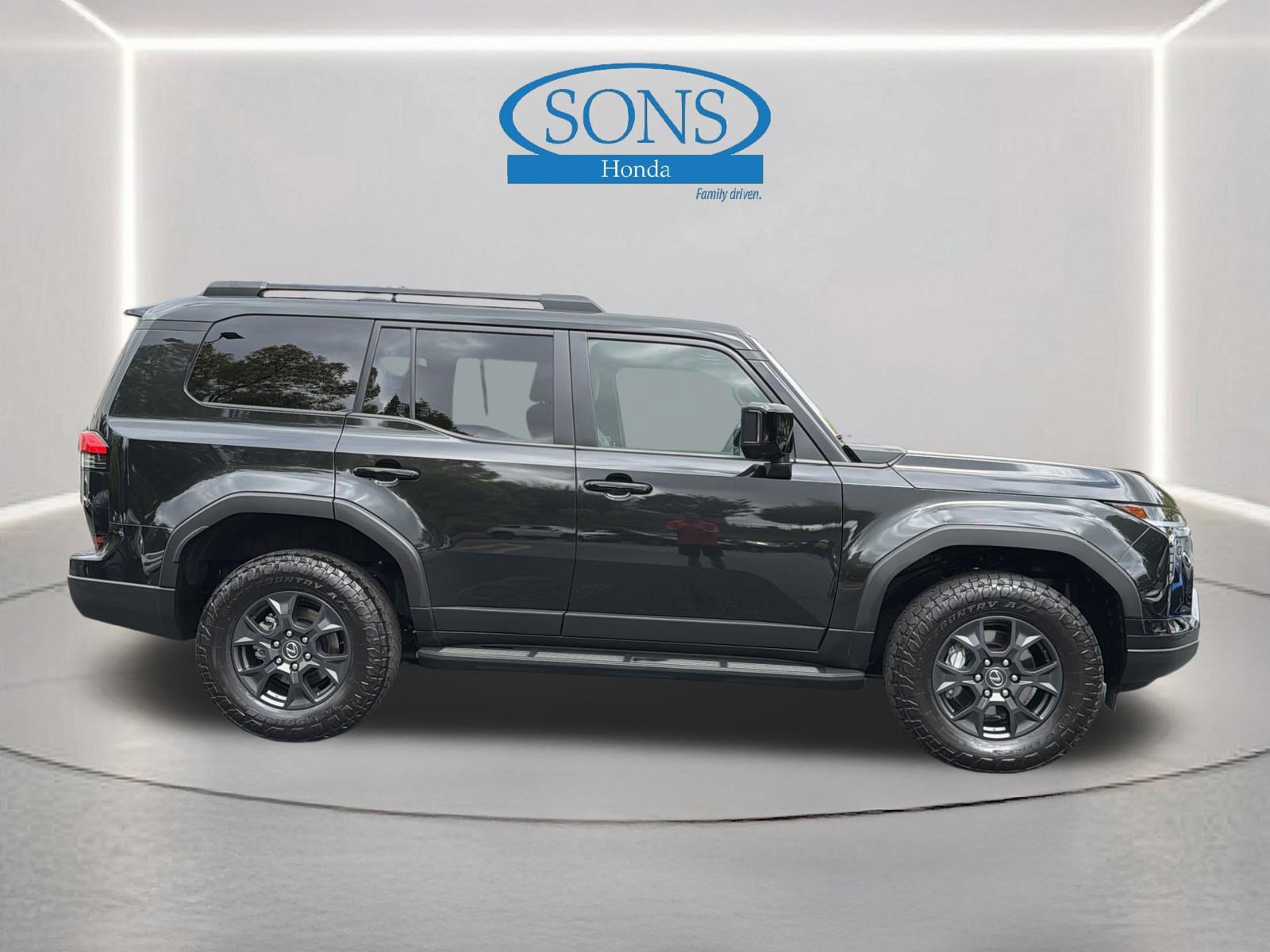 Used 2024 Lexus GX 550 AWD/4WD image 31