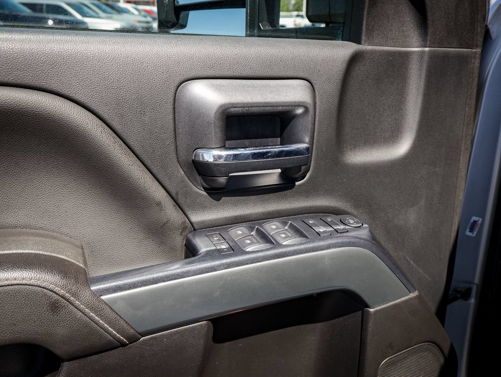Used 2017 Chevrolet Silverado 2500 LT AWD/4WD image 16