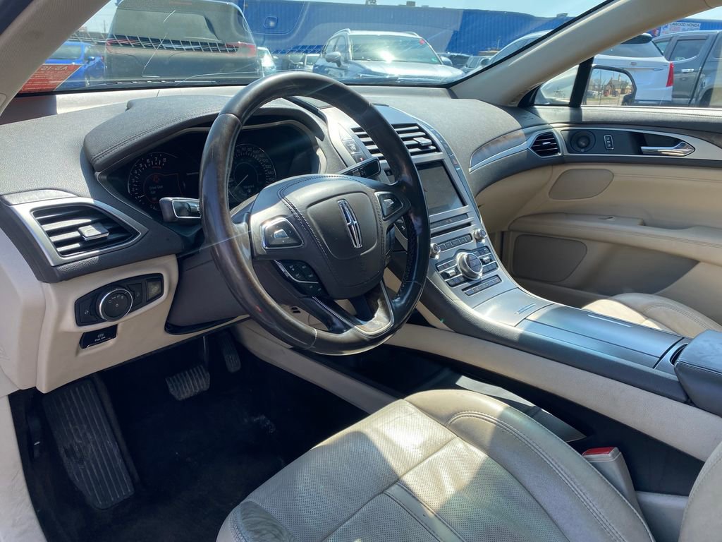 Used 2017 Lincoln MKZ Reserve AWD/4WD image 9